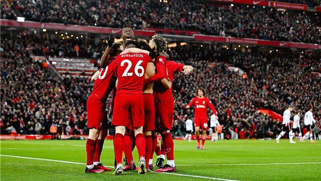 珀斯光荣vs西悉尼流浪者首发：巴巴洛塞斯领衔！塔加特、库尔在列