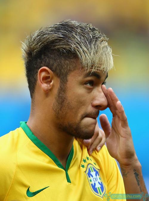 萨利巴：我们有能力赢下每一座冠军奖杯，但要用表现证明自己（萨利巴：具备争夺全部冠军的实力，需用场上表现证明自己）