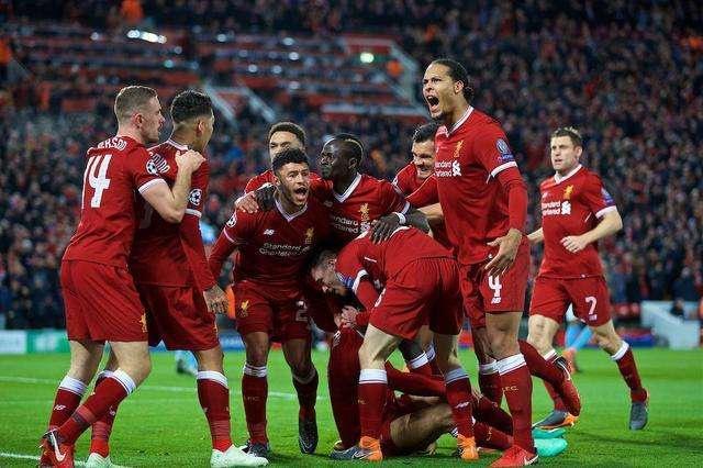 马拉多纳之子力挺孔蒂：他是足球史上最具冠军底蕴的教练之一（马拉多纳之子站台孔蒂：他是足坛最具冠军气质的名帅之一）