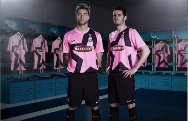 里程碑，36岁中场池忠国已为国安出战200场