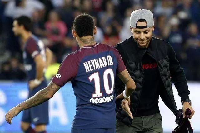 英媒：世界杯将安排半场采访，赛前发布会提前至比赛前两天